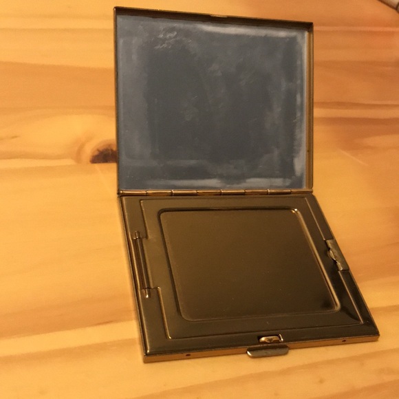 Vintage powder case - Picture 2 of 4